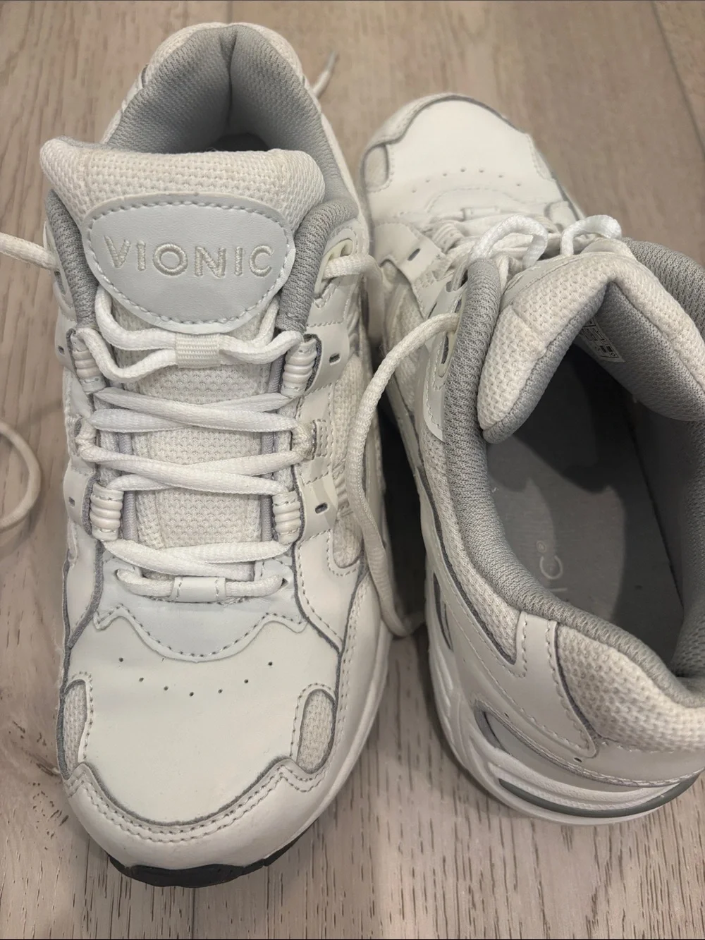 Vionic women’s White and Light Gray Athletic Sneakers